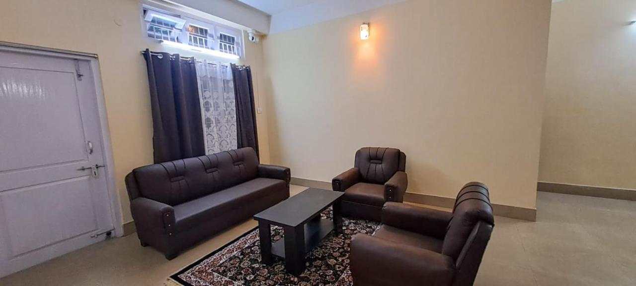 Green Vista Homestay 구와하티 외부 사진